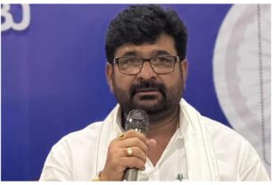 Karnataka: Convicted MLA Vinay Kulkarni's bus develops technical snag, smoke causes panic