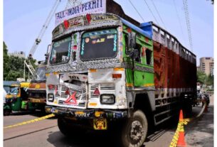 Karnataka: Two people died after a poultry vehicle collided with a parked truck in Belagavi.