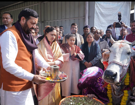 Haryana: "Haryana government supports 400,000 cattle! 526 crore fodder subsidy in 11 years, 7 new veterinary dispensaries to open."