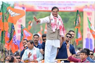 Assam Result: Celebrations before the results... Jalebis being distributed at the Assam BJP office, followed by a feast of dal fry and paneer in the afternoon.