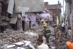 Varanasi House Collapse
